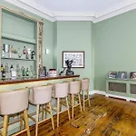 Apartment Munster , 7 Henrietta Street, Centre Dublin