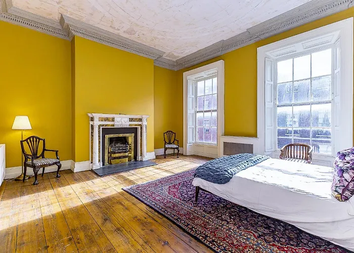 Апартаменты Munster , 7 Henrietta Street, Centre *